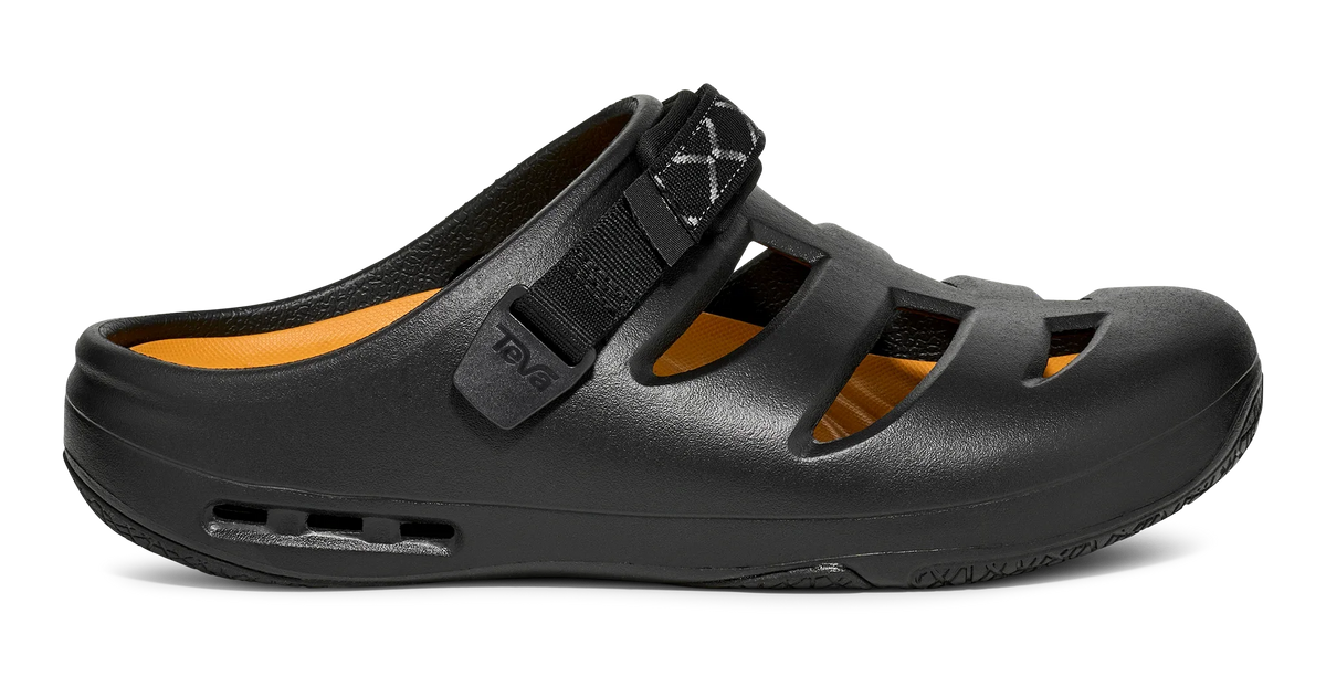 ApreAqua Closed-Toe Water Sandal
